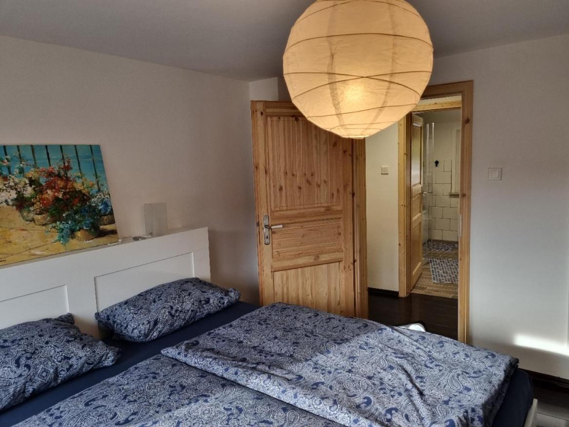Stadt-Ferienwohnung Mit 55 M² Fuer 2 Erw. Personen Und Kind Bis 3 Jahren Бад-Лаутерберг Экстерьер фото